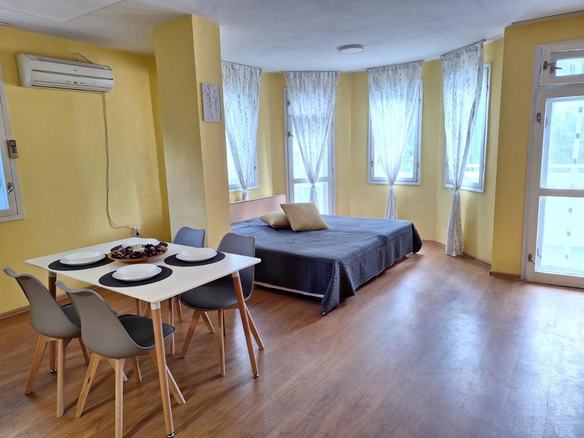 Top Location Harmony Apartment By Hostex Warna Exterior foto